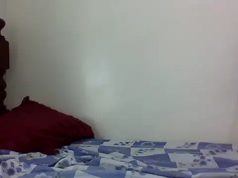 LatishLava's Live Chat Room