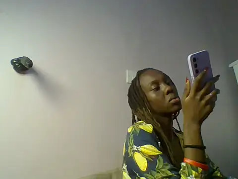 Sala de chat ao vivo de nudevelvet1