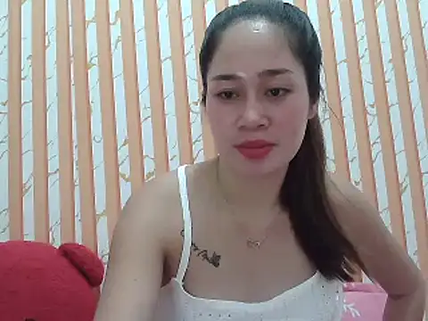 urcherryasian Live Chatraum