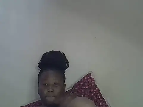 חדר צ'אט בשידור חי של Curvy_nelly1