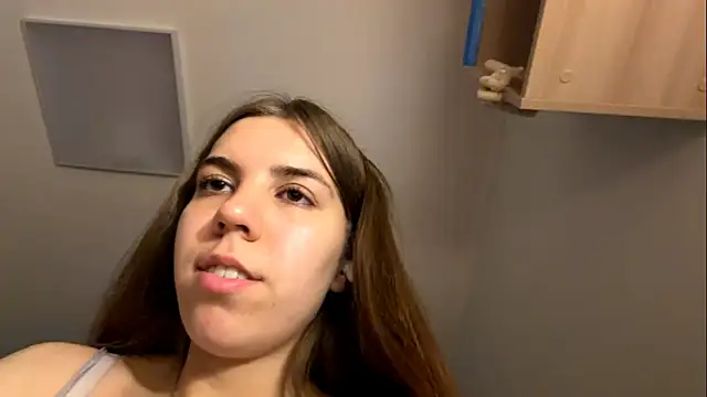 LaurindaStalford 실시간 채팅방