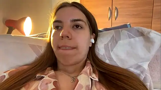 LaurindaStalford – Naživo chatovacia miestnosť