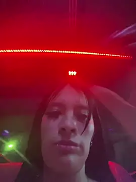 חדר צ'אט בשידור חי של Hot_sashanal