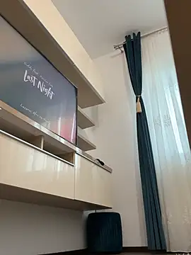 DaianaKimberly Adlı Modelin Canlı Sohbet Odası
