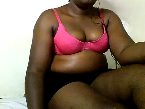 Sexxyblacky22 Adlı Modelin Canlı Sohbet Odası