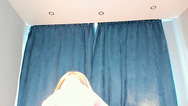 DeniseMekus Adlı Modelin Canlı Sohbet Odası