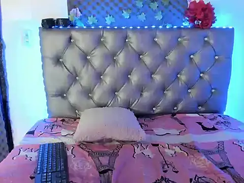 غرفة دردشة SheetCouper المباشرة