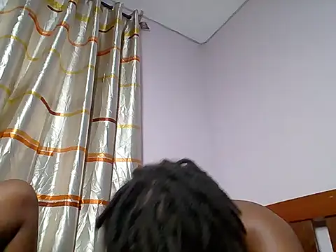 sweetariah's Live Chat Room