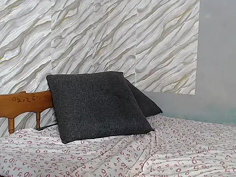 SpicyMackenzie22 Live chatroom