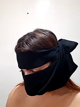 Chat soba uživo modela Mouhra-_-