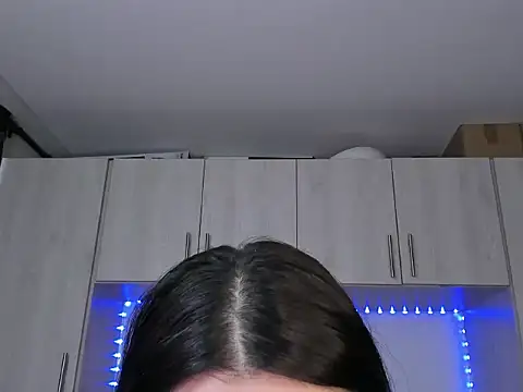 Honniewhitee_'s Live Chat Room