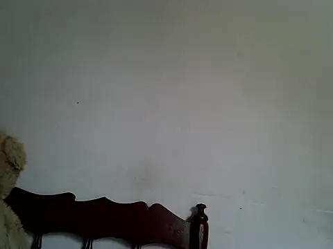 Bianca0011 Adlı Modelin Canlı Sohbet Odası