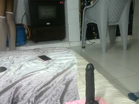 Sala de chat ao vivo de petite_lexiiivv