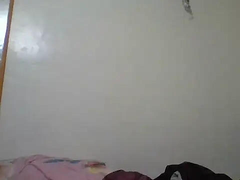 yourdreamgirlT Adlı Modelin Canlı Sohbet Odası