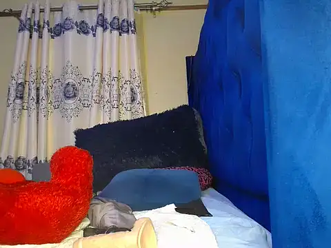 Chat ao vivo de Petitebaibe23
