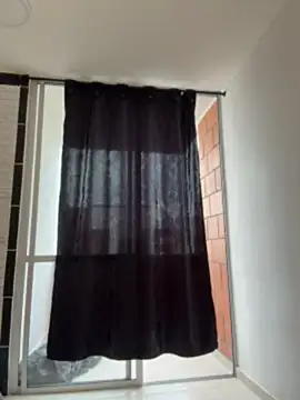 غرفة دردشة little_liz_ المباشرة