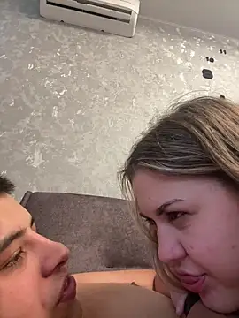 la_lisa_ 现场聊天室