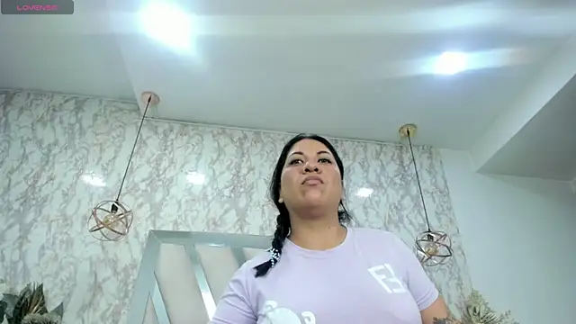 Chat ao vivo de MiaPeach_