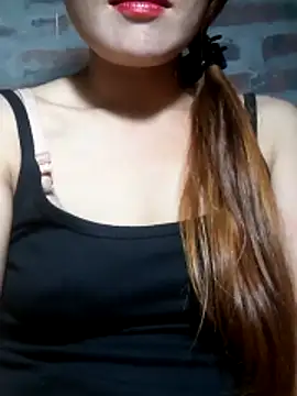 HoaHongXanh22's Live Chat Room
