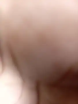 The_naughtyone 现场聊天室