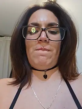 Karengenesisx's Live Chat Room
