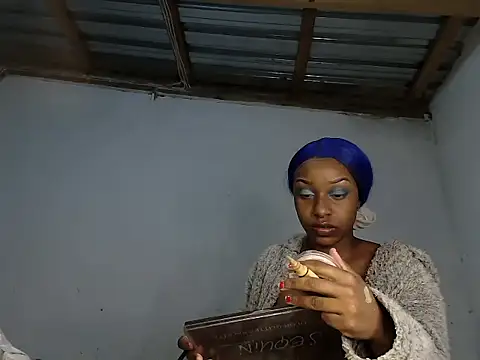 Demon_Baddie Adlı Modelin Canlı Sohbet Odası