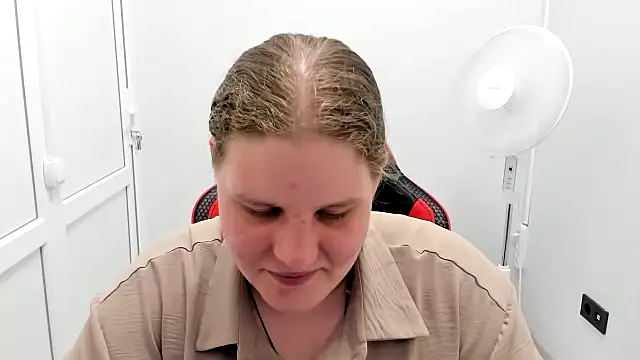 Chat soba uživo modela Bella_shyy_