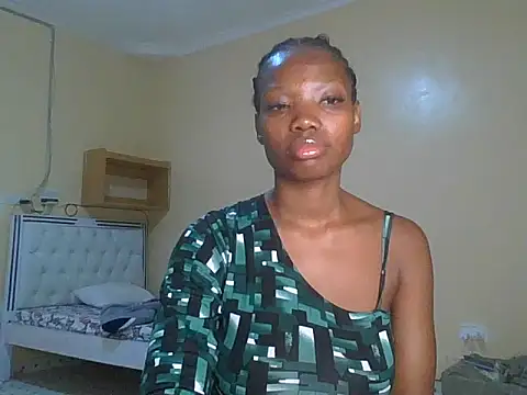 Mariana_150's Live Chat Room
