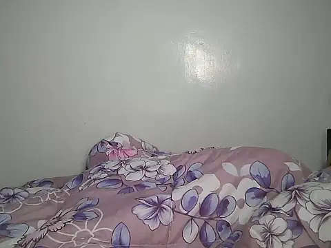 tee_maya Live chatroom