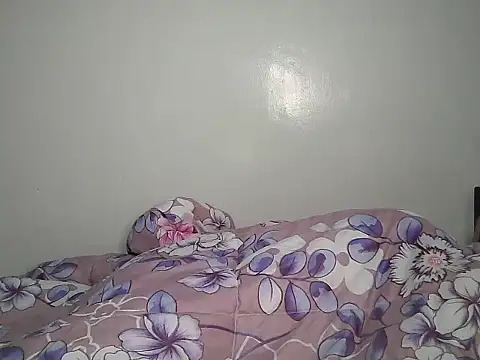 Chat ao vivo de tee_maya