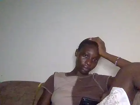 غرفة دردشة miss_petite0 المباشرة