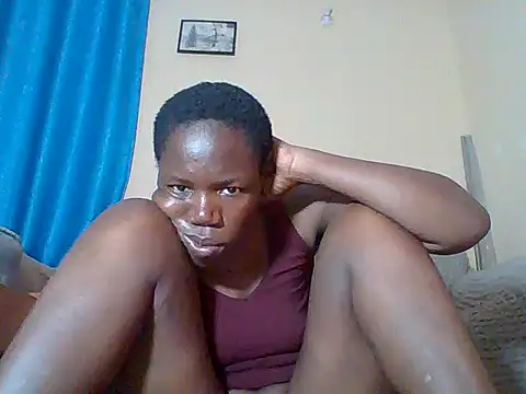 Blacksexyqueen24's Live Chat Room