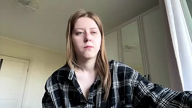 HeyItsAgata's Live Chat Room