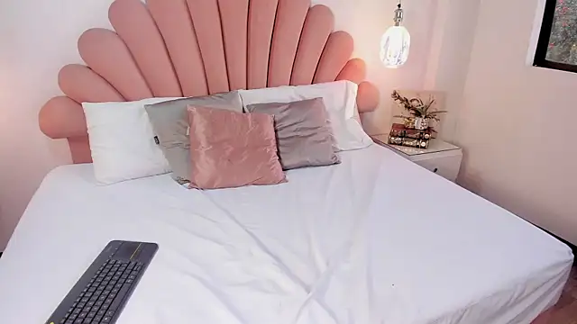 CherryMyla Live Chatraum