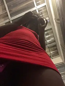 חדר צ'אט בשידור חי של DominatriX_X