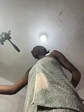 DominatriX_X Adlı Modelin Canlı Sohbet Odası