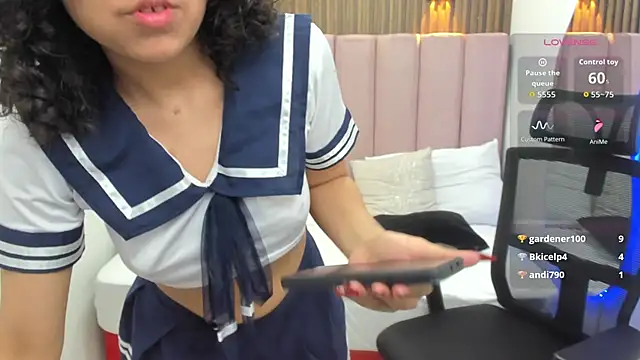 חדר צ'אט בשידור חי של AkiraHayamii