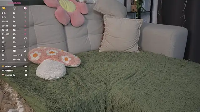 HaleyKoelling's Live Chat Room