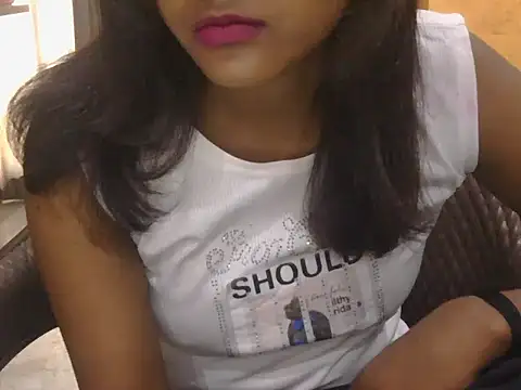 Ruhi_Shrma Cameră chat live