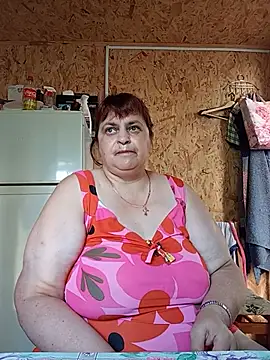 LisichkaOksana – Naživo chatovacia miestnosť
