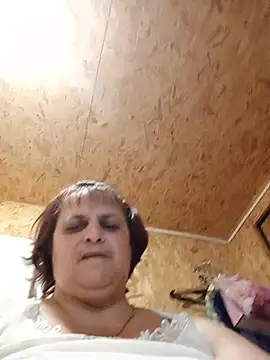LisichkaOksana Adlı Modelin Canlı Sohbet Odası