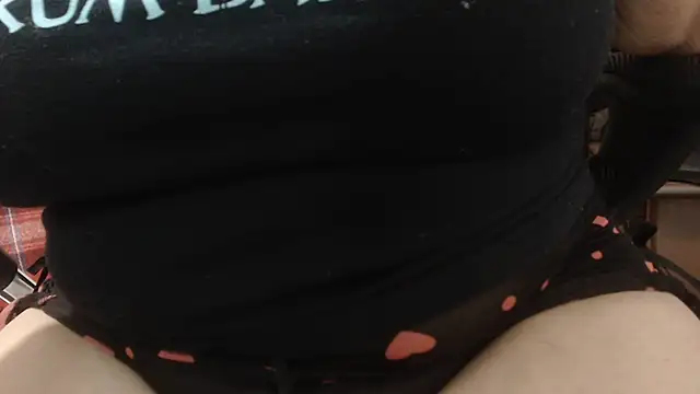 jenny_milf69 Adlı Modelin Canlı Sohbet Odası