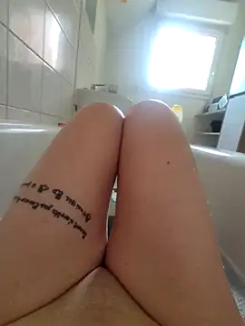 adelinegirly 실시간 채팅방