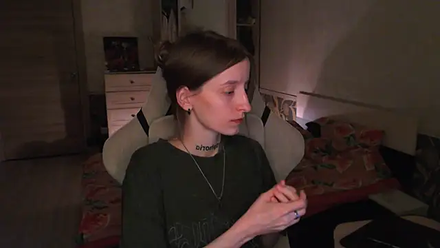 Živá chatovací místnost cath_alien
