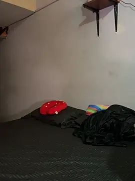 Yoanali чат на живо