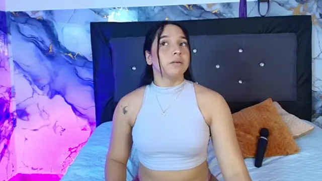 Pokój czatu na żywo – Barby_sensual