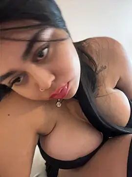 MiaLane3 Live Chatraum