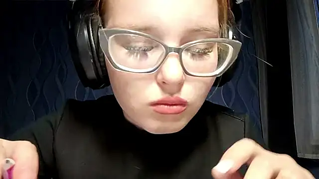 Živá chatovací místnost JennieSpotted
