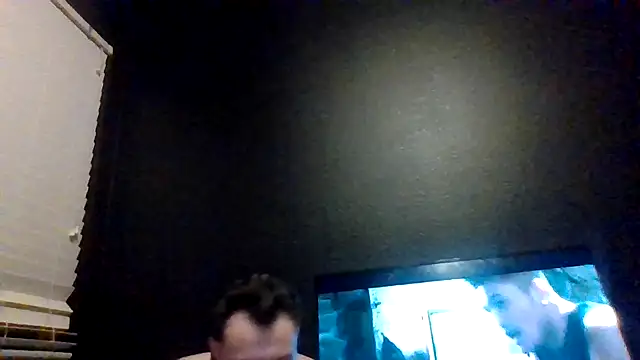 Tallhungcloudyyy Live chatroom