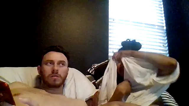 Tallhungcloudyyy Live Chatraum